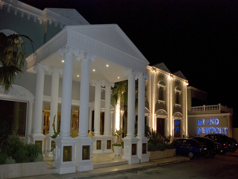 Grand Newport Hotel  