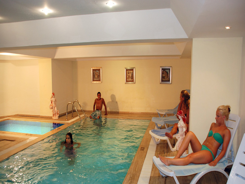 Grand Newport Hotel  