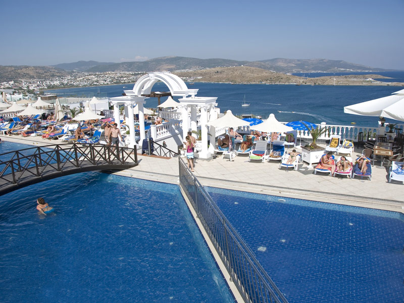 Grand Newport Hotel  