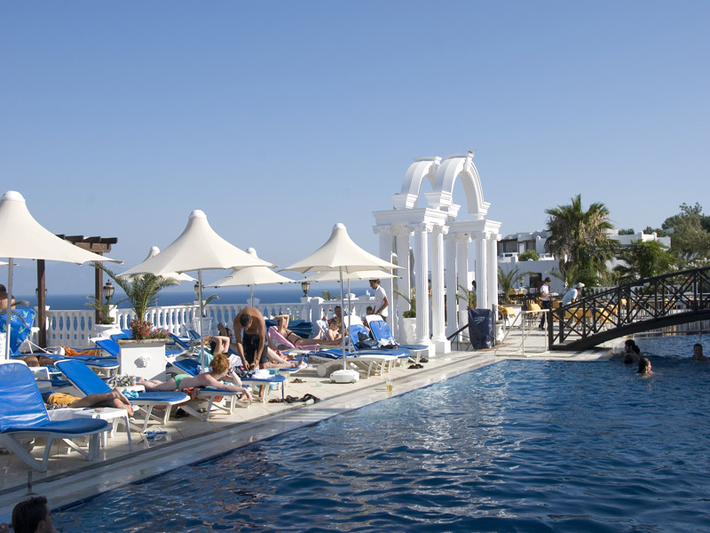 Grand Newport Hotel  