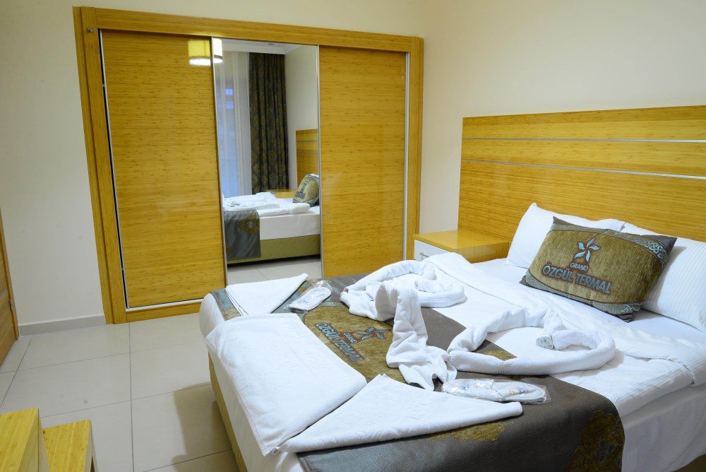 Grand Özgül Termal Tatil Köyü  