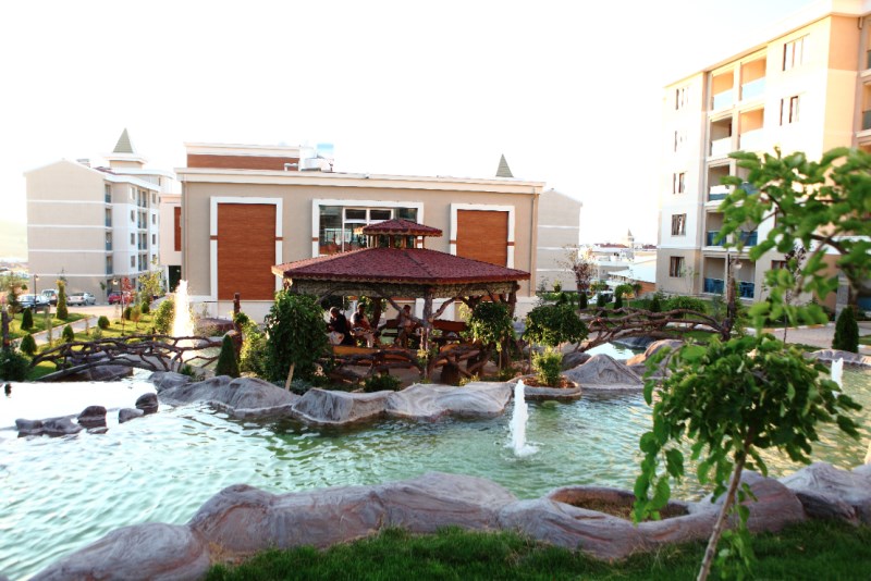 Grand Özgül Termal Tatil Köyü  