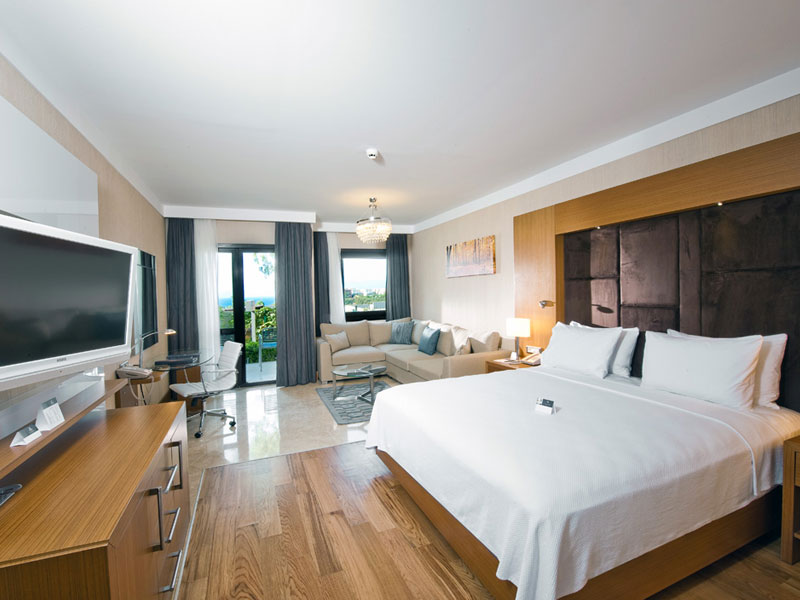 Hilton Bodrum Türkbükü Resort & Spa  