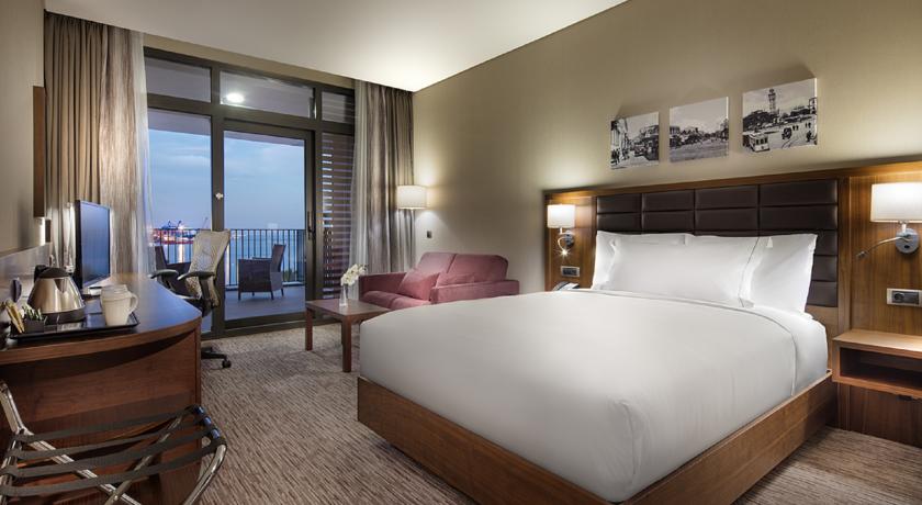 Hilton Garden Inn İzmir Bayraklı  
