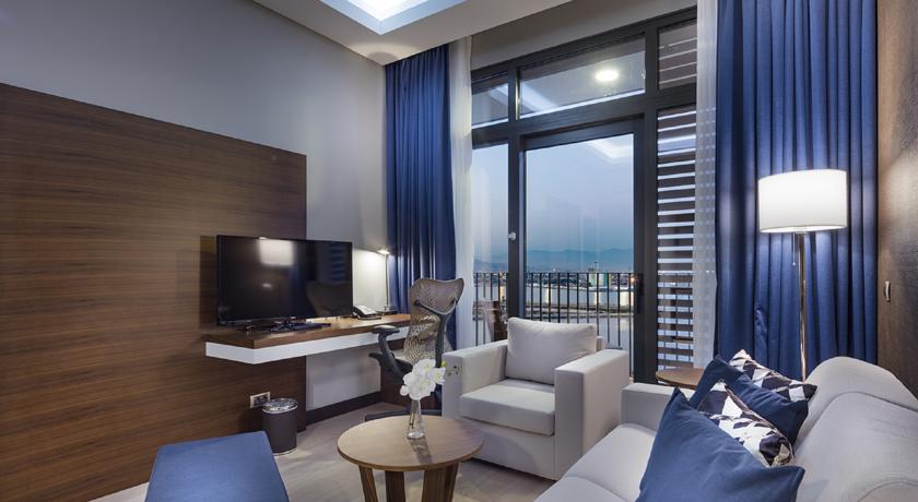 Hilton Garden Inn İzmir Bayraklı  