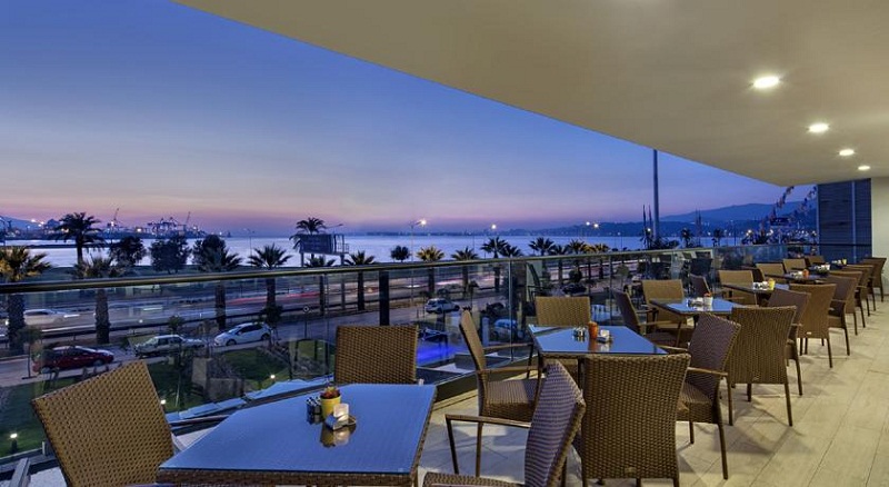 Hilton Garden Inn İzmir Bayraklı  