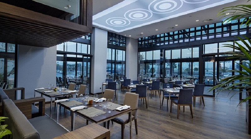 Hilton Garden Inn İzmir Bayraklı  