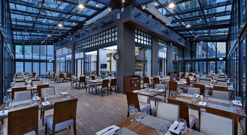 Hilton Garden Inn İzmir Bayraklı  