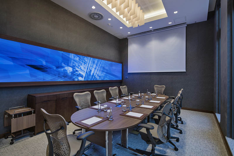 Hilton Garden Inn İzmir Bayraklı / Homeros