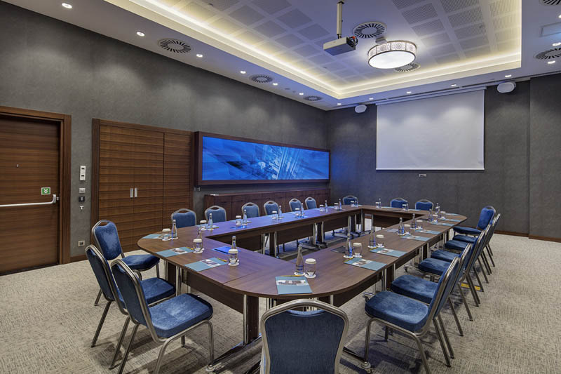 Hilton Garden Inn İzmir Bayraklı / İlyada 1 