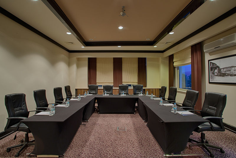 Euro Park Hotel Bursa  / PYNTHIA SALONU