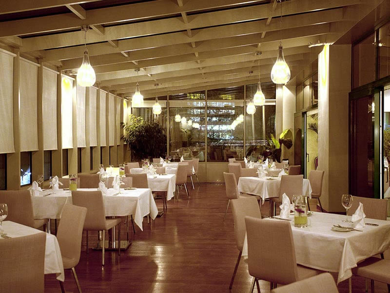 Holiday Inn Istanbul Airport  