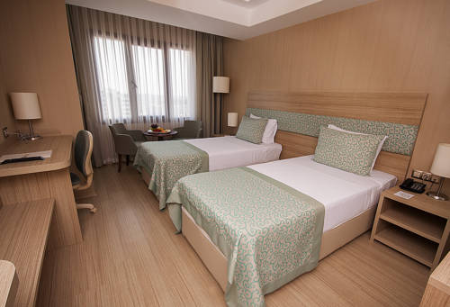 Hotel Golden Way Giyimkent  
