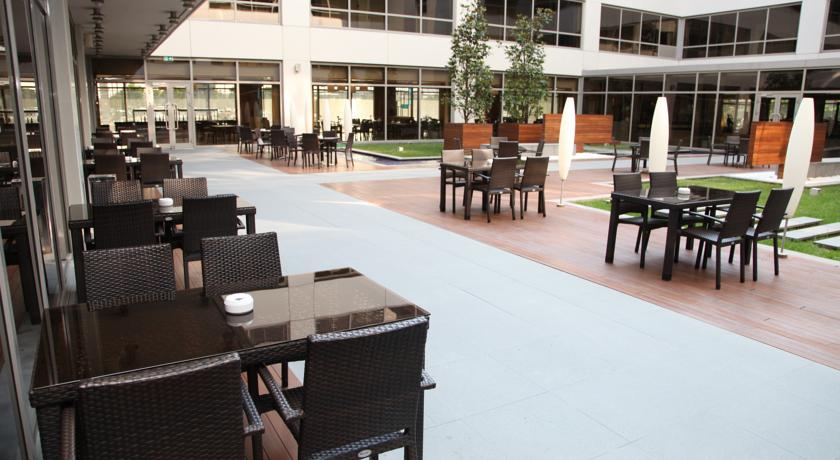 ISG Airport Hotel  