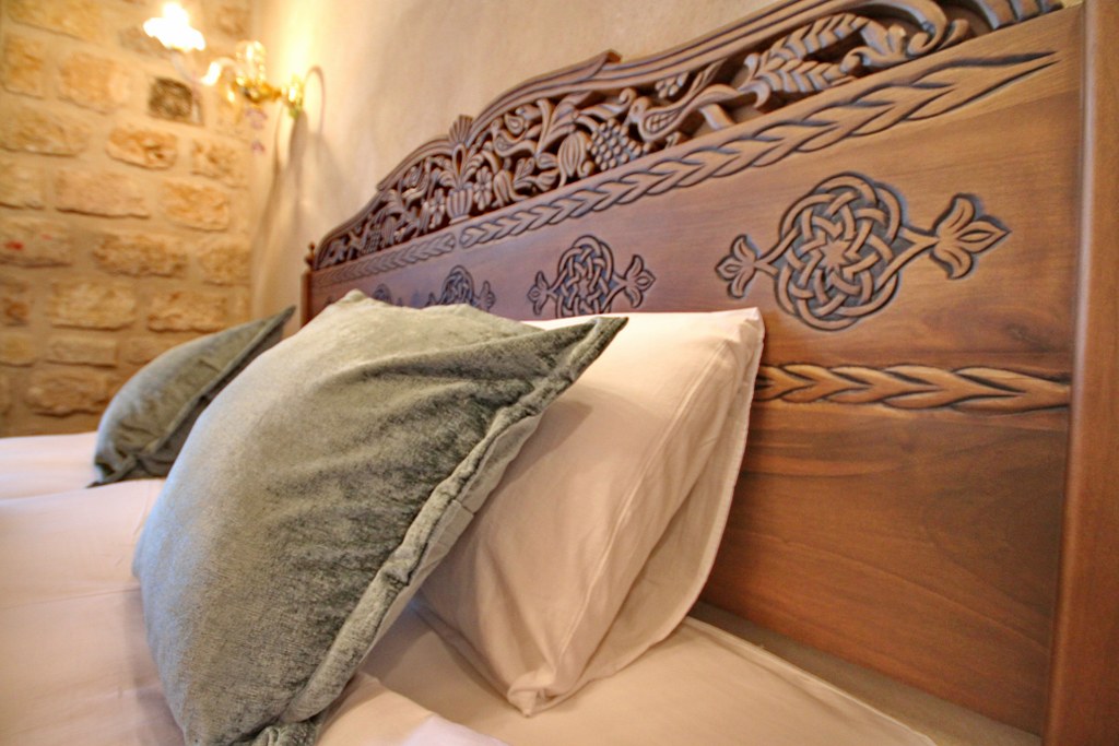 İzala Hotel  