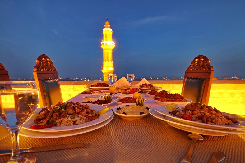 İzala Hotel  