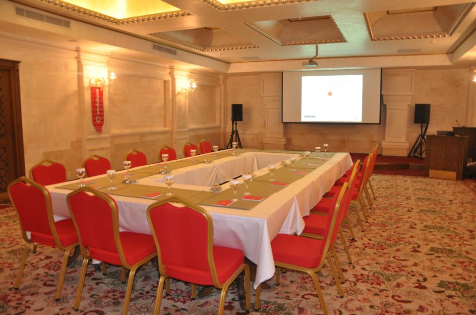 İzala Hotel  