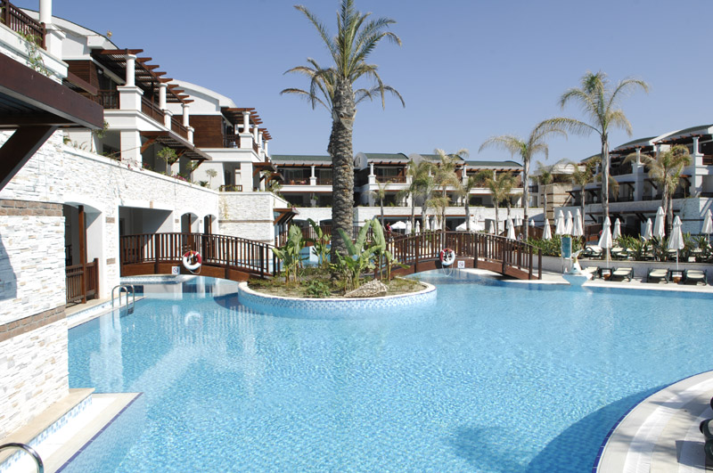 Sunis Kumköy Beach Resort Hotel & Spa / Göl Evleri