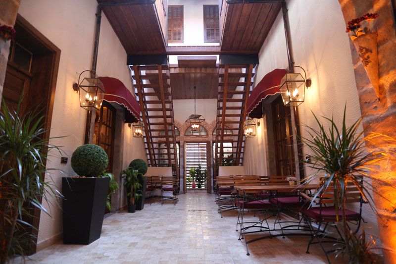 La Perla Premium Otel / MUHTEŞEM AVLUSU