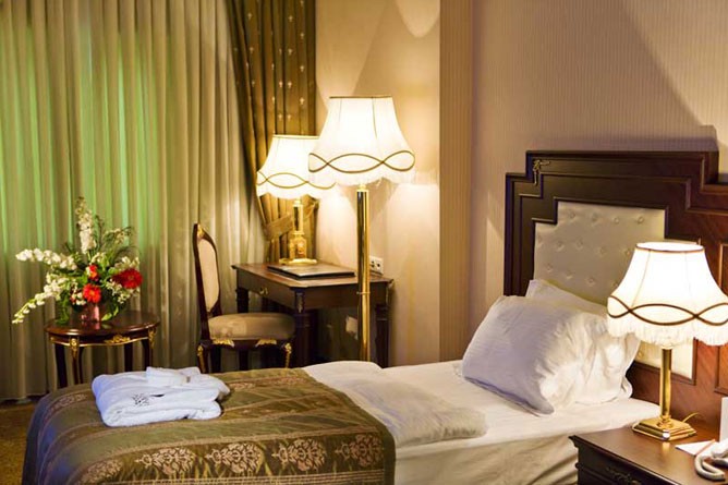 Latanya Palm Hotel / standart oda