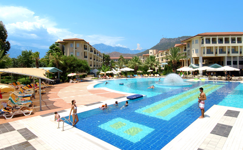 Queen's Park Le Jardin Resort & Spa  