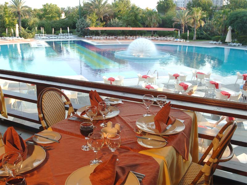 Queen's Park Le Jardin Resort & Spa  