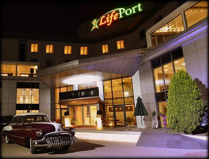 Life Port Hotel  