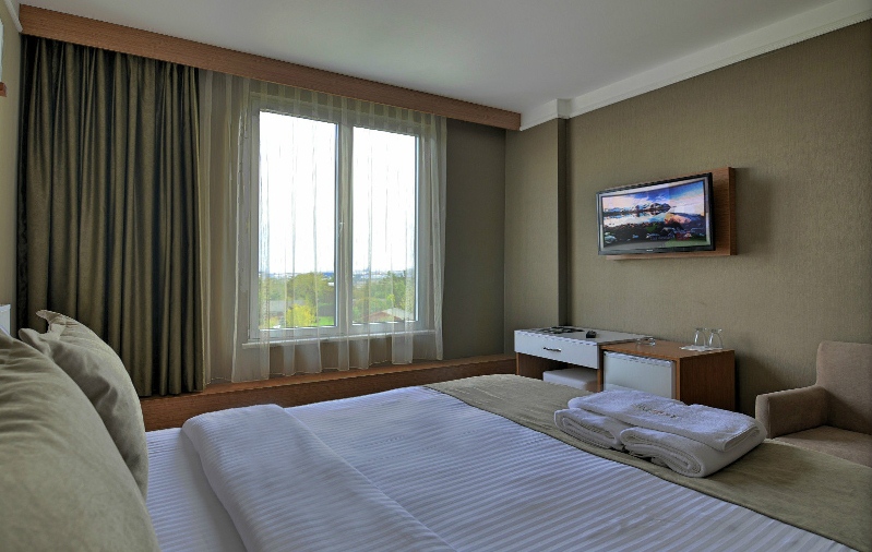Life Port Hotel  