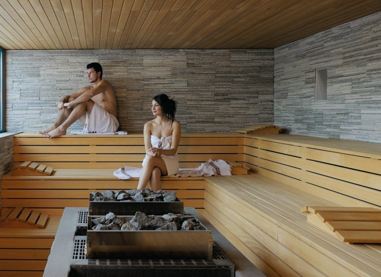 Life Port Hotel  