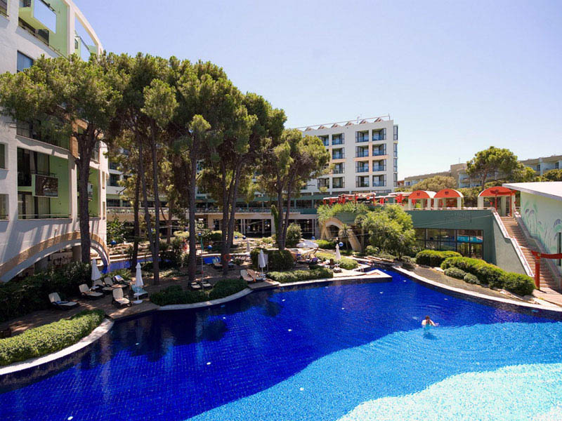 Limak Atlantis De Luxe Hotel & Resort  