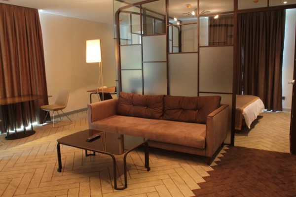 Londe Business Suites / Executive Suit