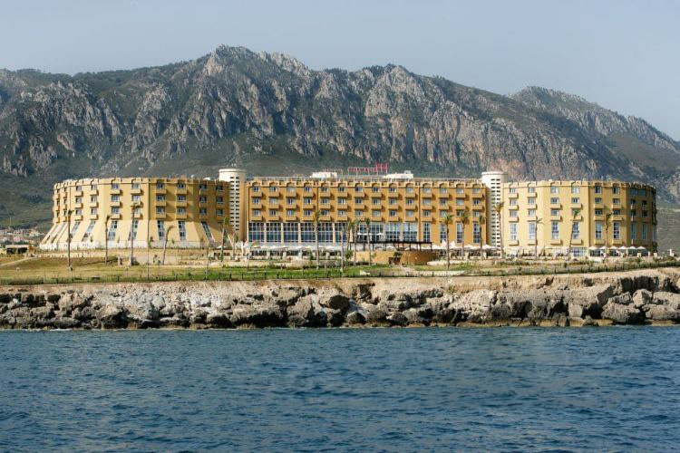 Merit Park Hotel & Casino  
