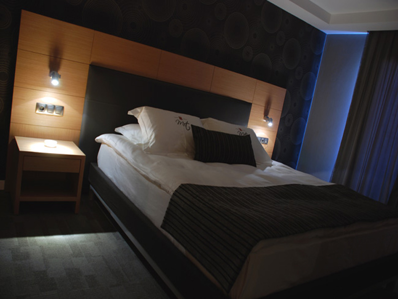 Met Gold Hotel  