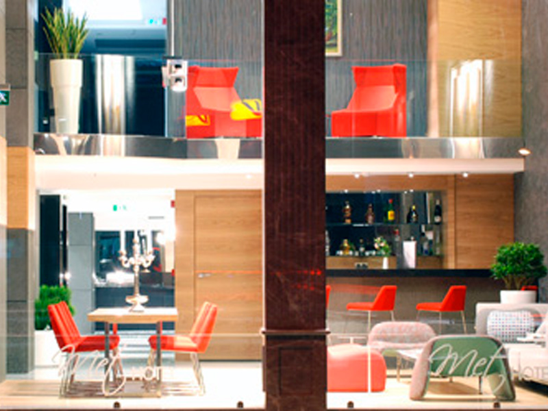 Met Gold Hotel  