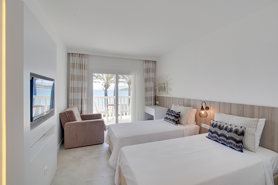 Mio Bianco Resort / deniz manzaralı oda