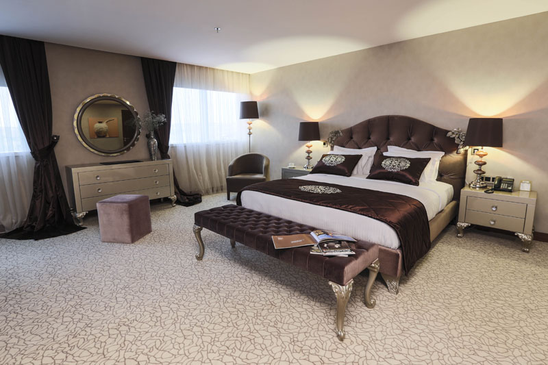 Nevali Hotel & Convention Center / Kral dairesi