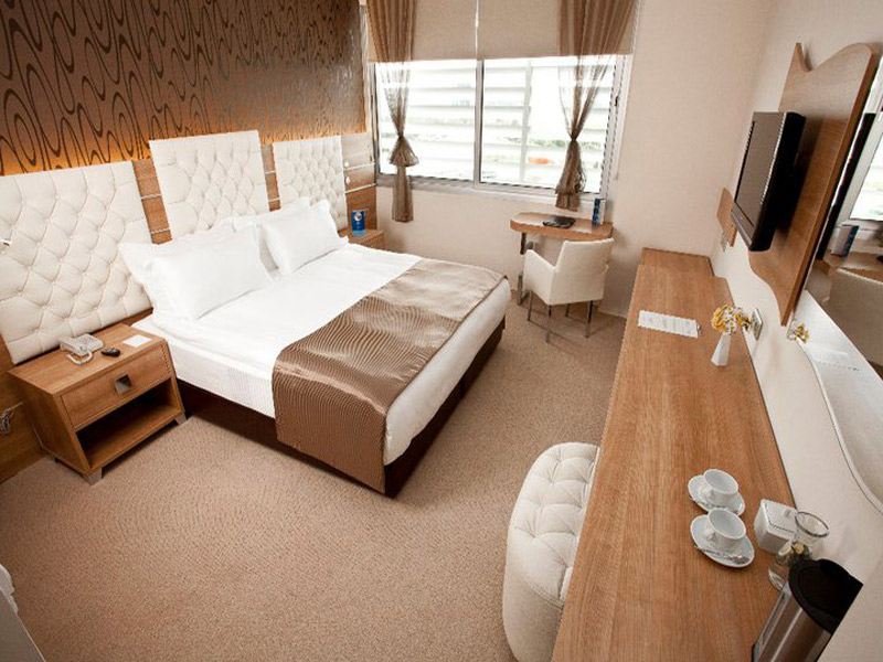 Orty Airport Hotel  