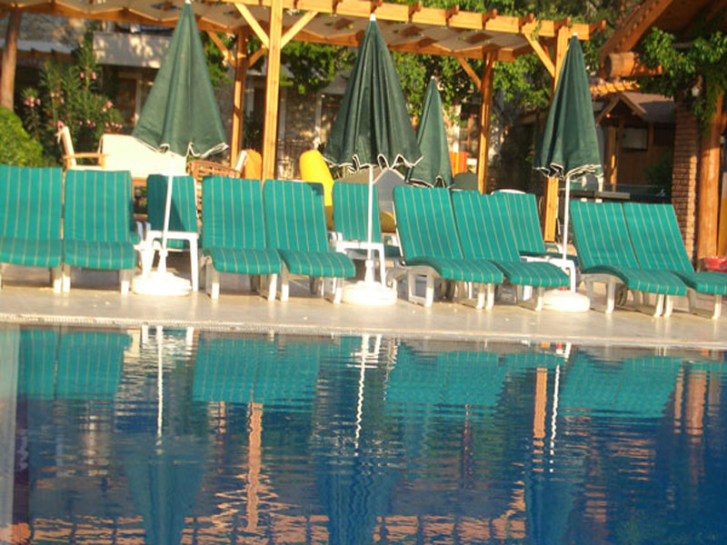 Perdikia Hill Hotel  