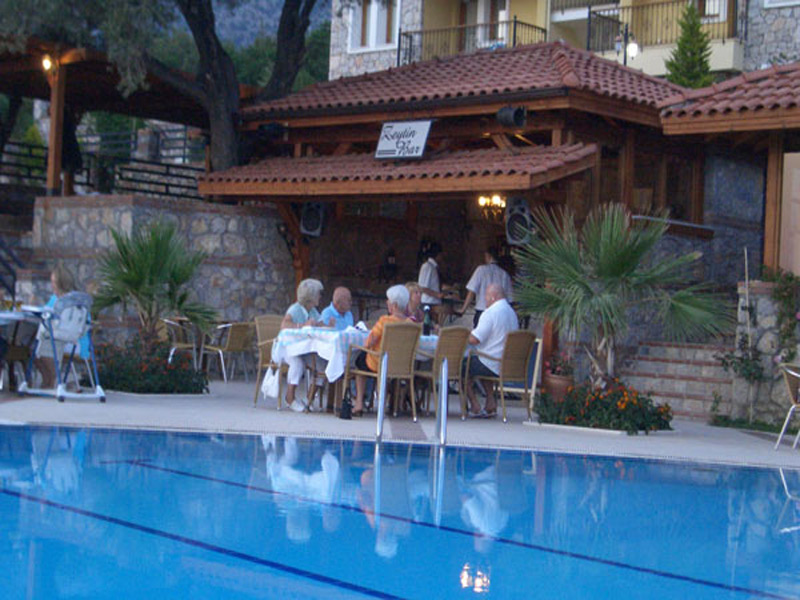 Perdikia Hill Hotel  