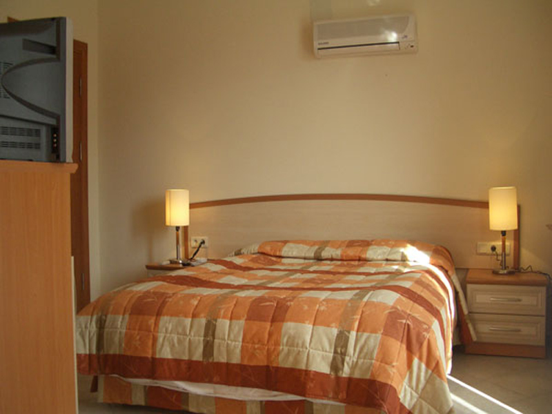 Perdikia Hill Hotel  