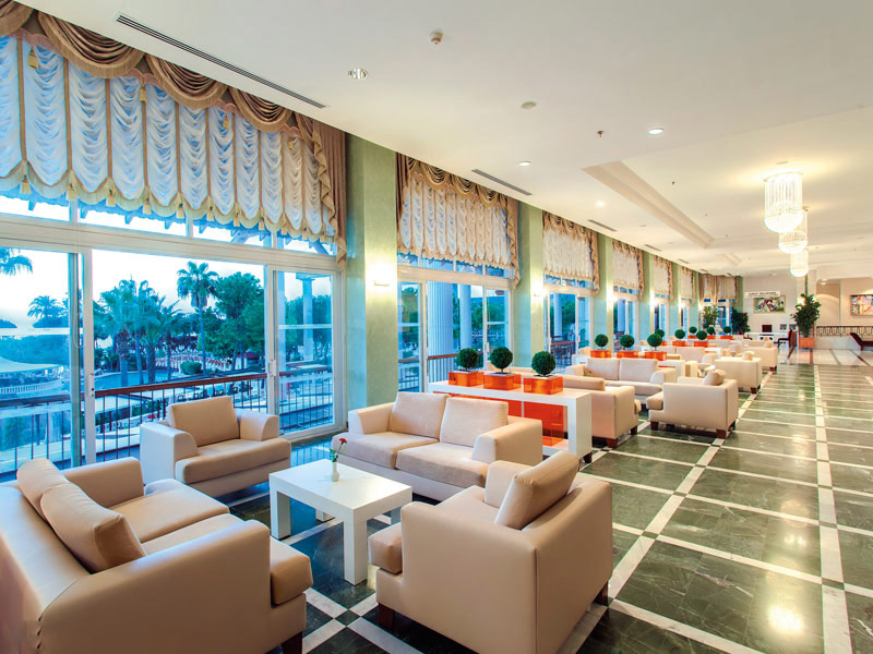 Alva Donna World Palace Hotel  