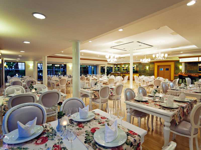 Alva Donna World Palace Hotel  