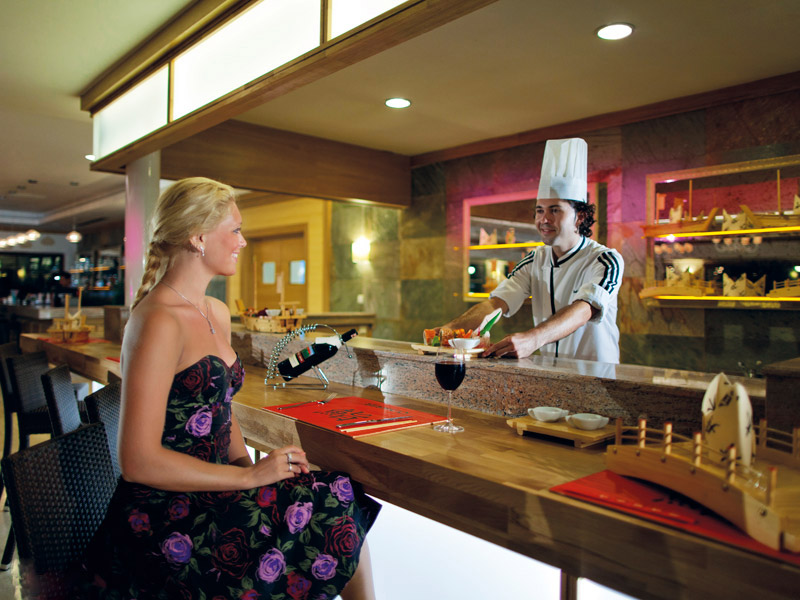 Alva Donna World Palace Hotel  
