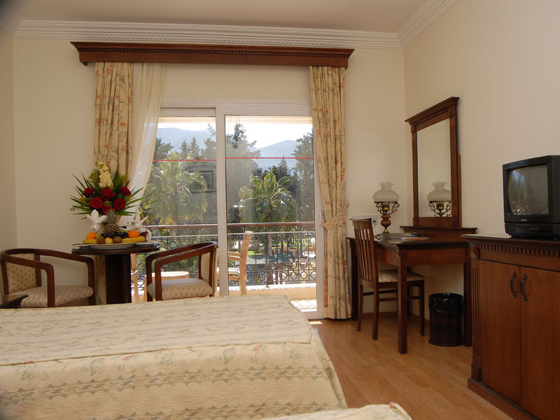 Pia Bella Hotel  