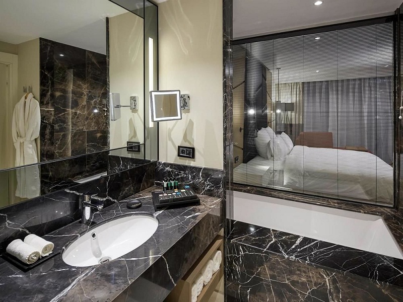 Pullman İstanbul Hotel & Convention Center  