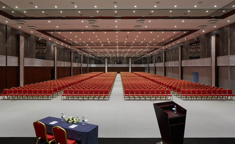 Pullman İstanbul Hotel & Convention Center  