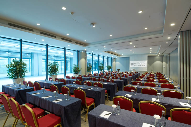 Pullman İstanbul Hotel & Convention Center  
