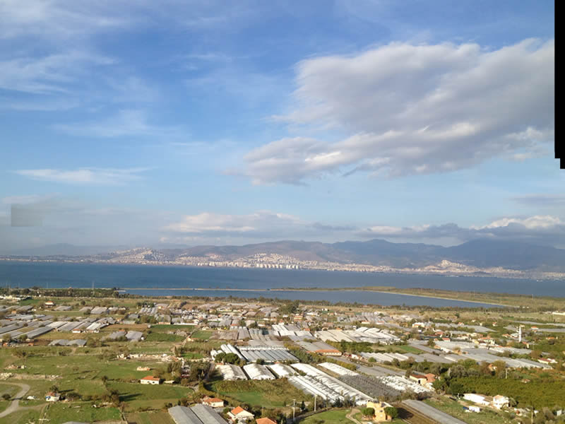 Ramada Encore By Wyndham İzmir  