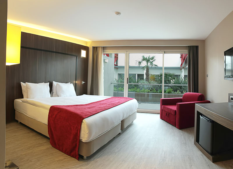 Ramada Encore By Wyndham İzmir  