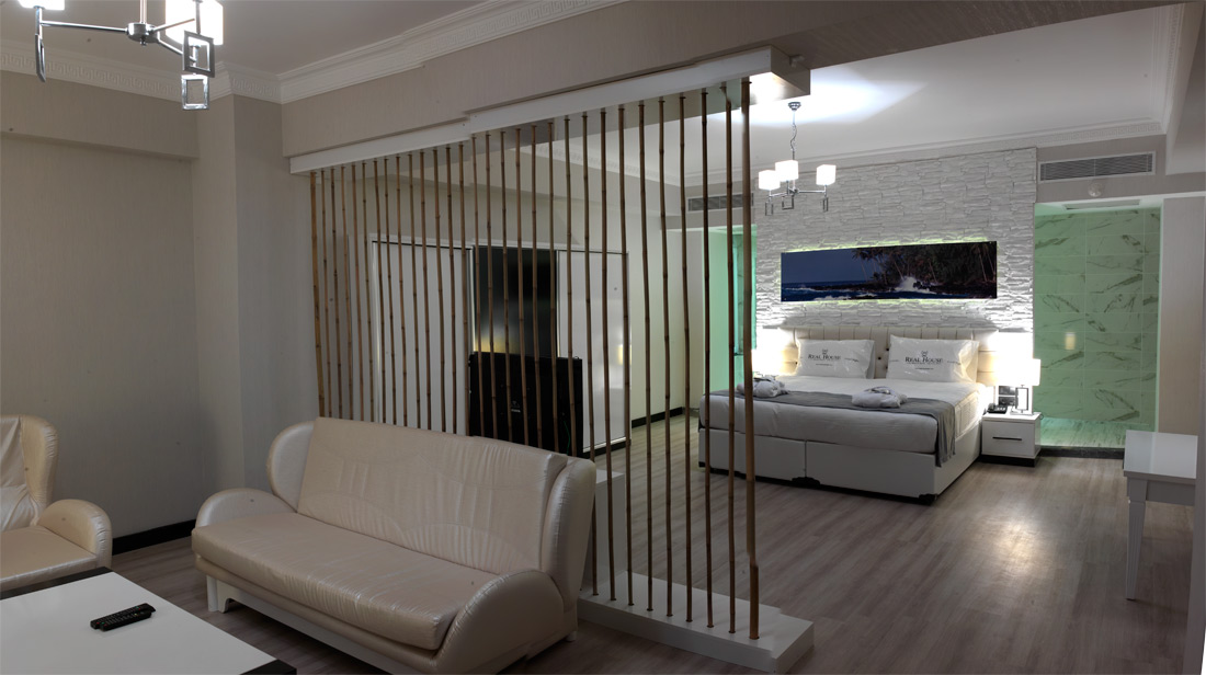 Real House Butik Hotel  